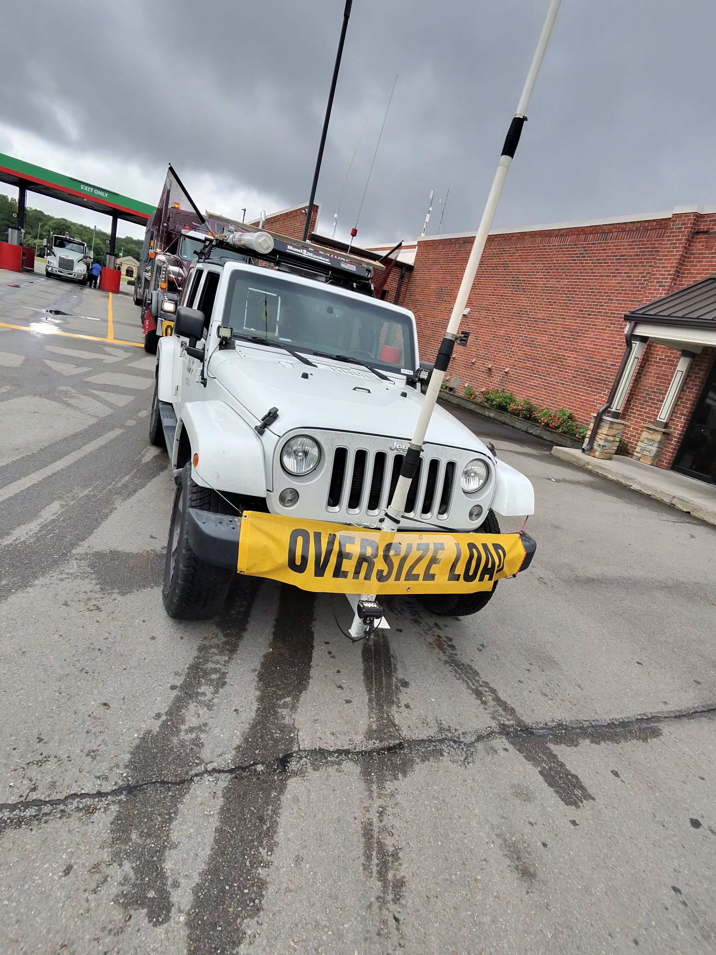 Jeep hi-pole